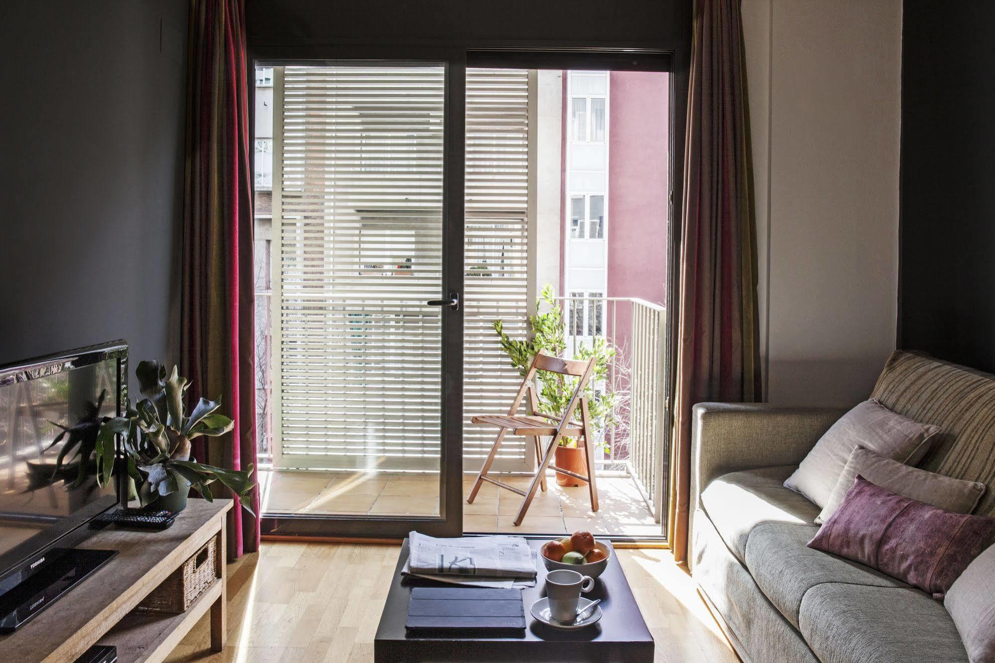 Ainb Eixample-Entenca Apartments Barcelona Buitenkant foto